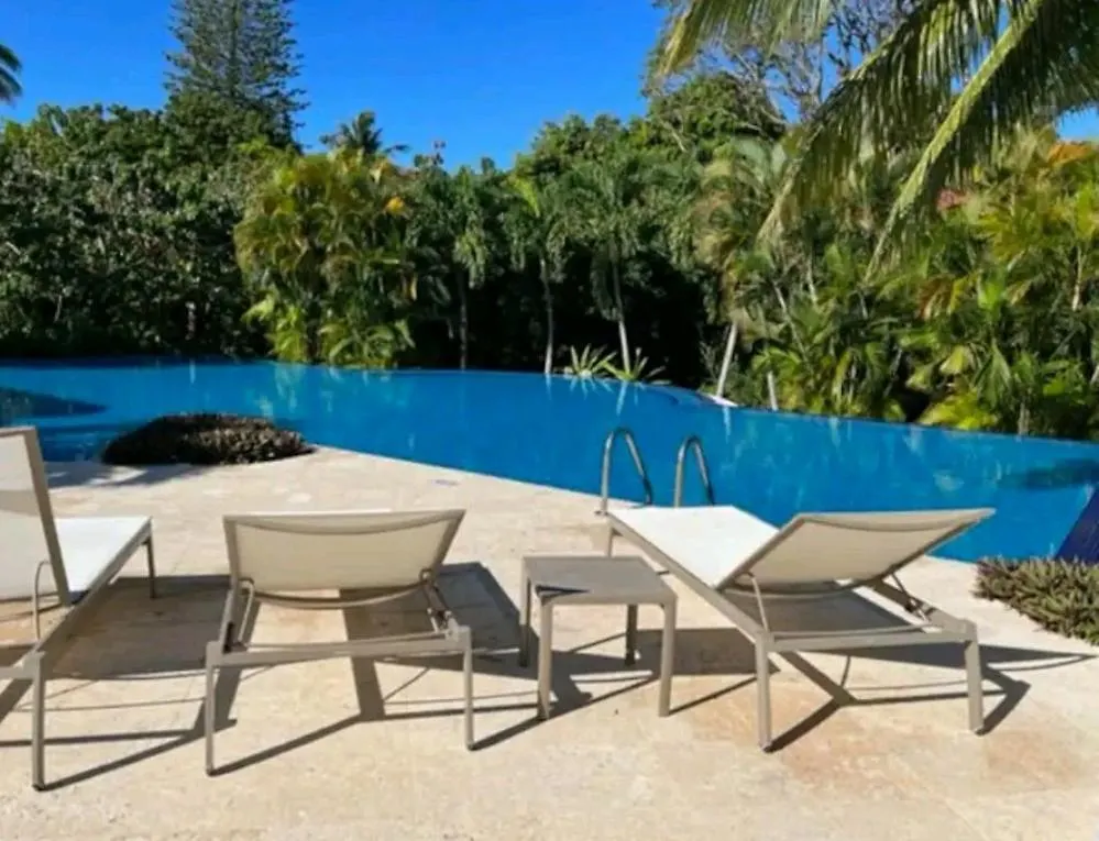 Royal Apartments 1 Bedroom Apartment Sea Views Saint James