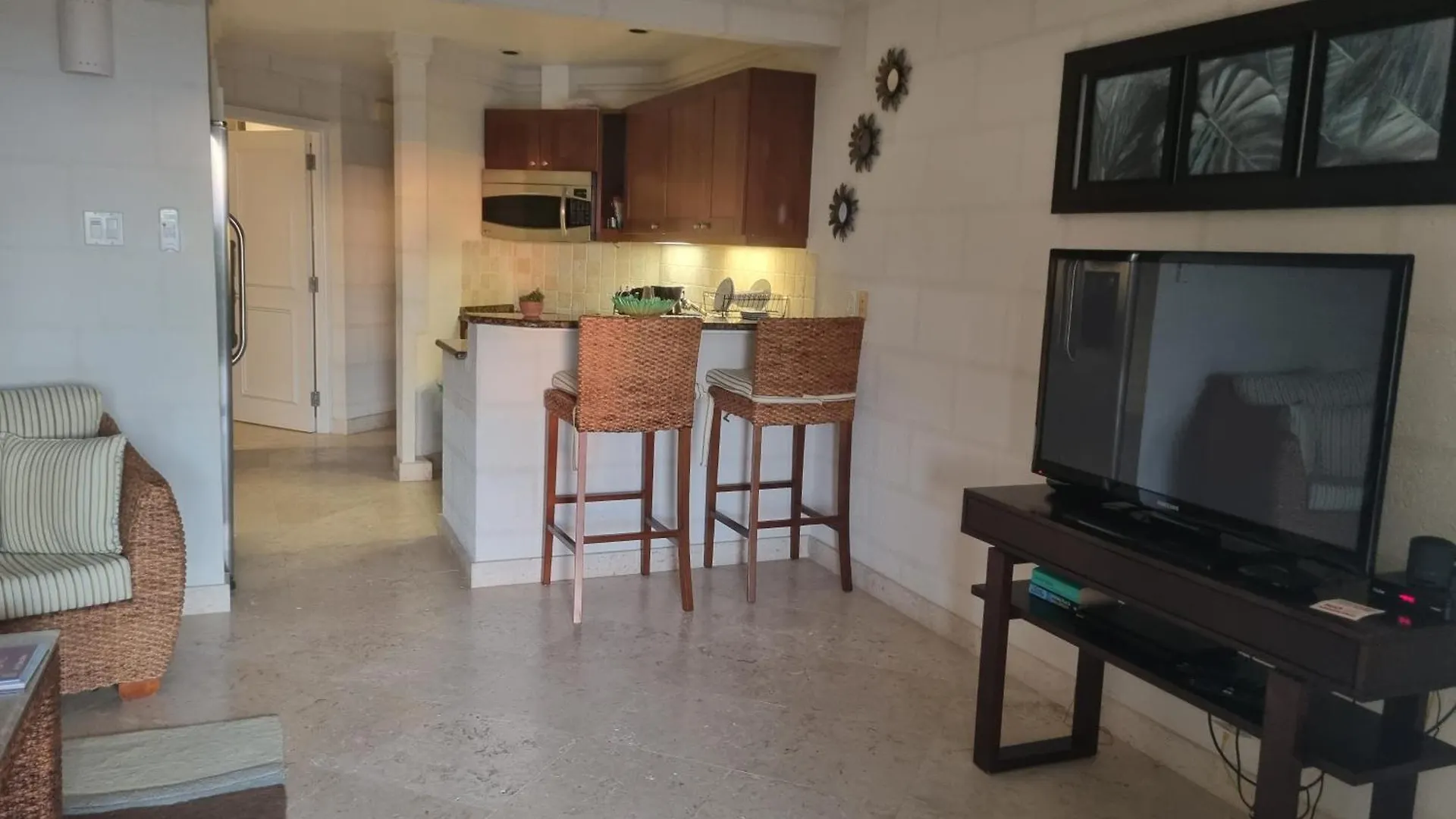 Royal Apartments 1 Bedroom Apartment Sea Views Saint James Barbade
